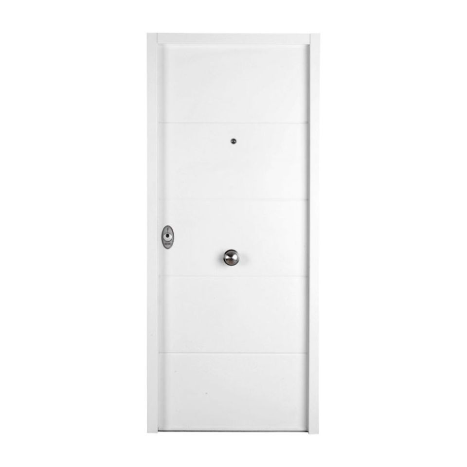 puerta-acorazada-lucerna-blanca-exterior